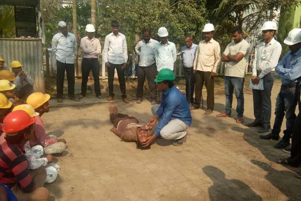 First Aid Training under Labour Welfare